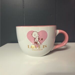 Snoopy ‘Love Is a best friend’ Mug
